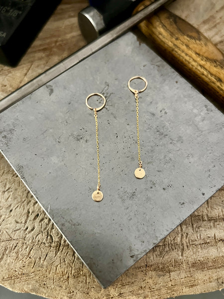 Dot Drop Lobe Hugger Hoops