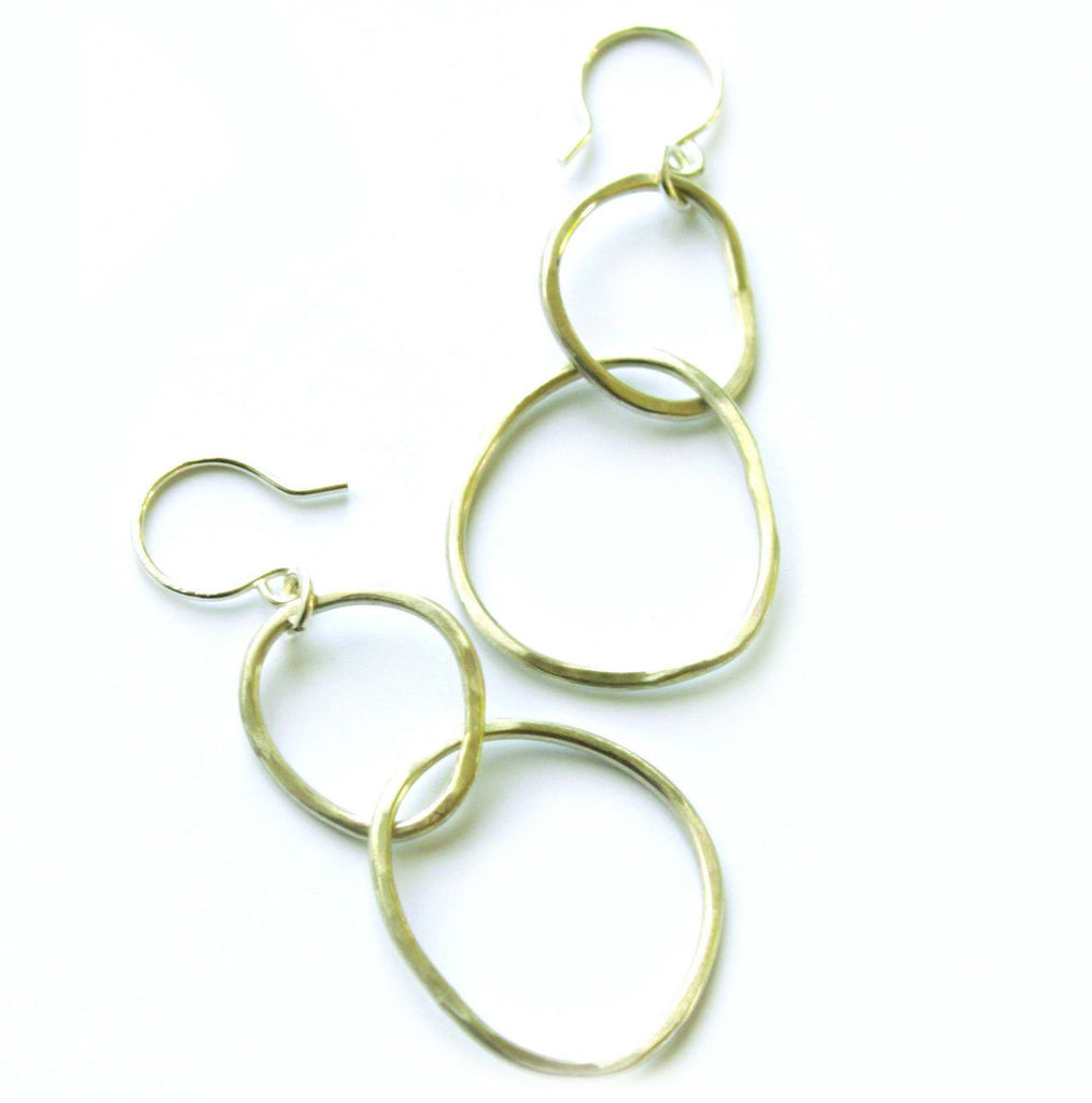 Free Form Kissing Circle earrings - Jamison Rae Jewelry
